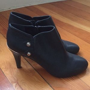 Navy blue booties